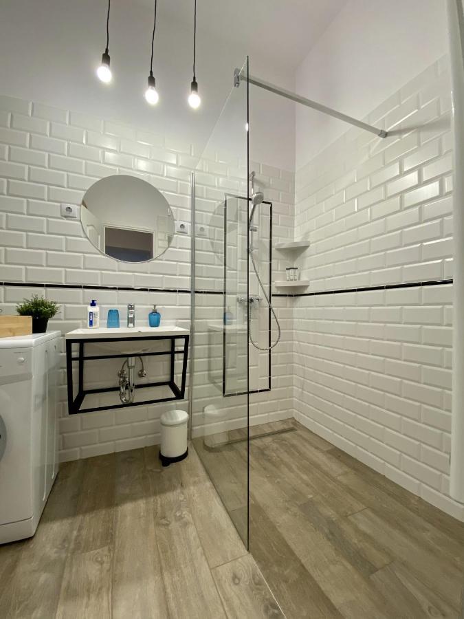 Art Apartment Сегед Экстерьер фото