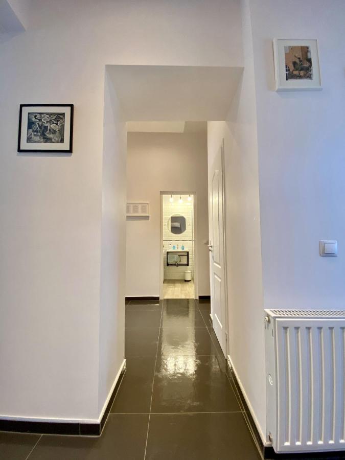Art Apartment Сегед Экстерьер фото
